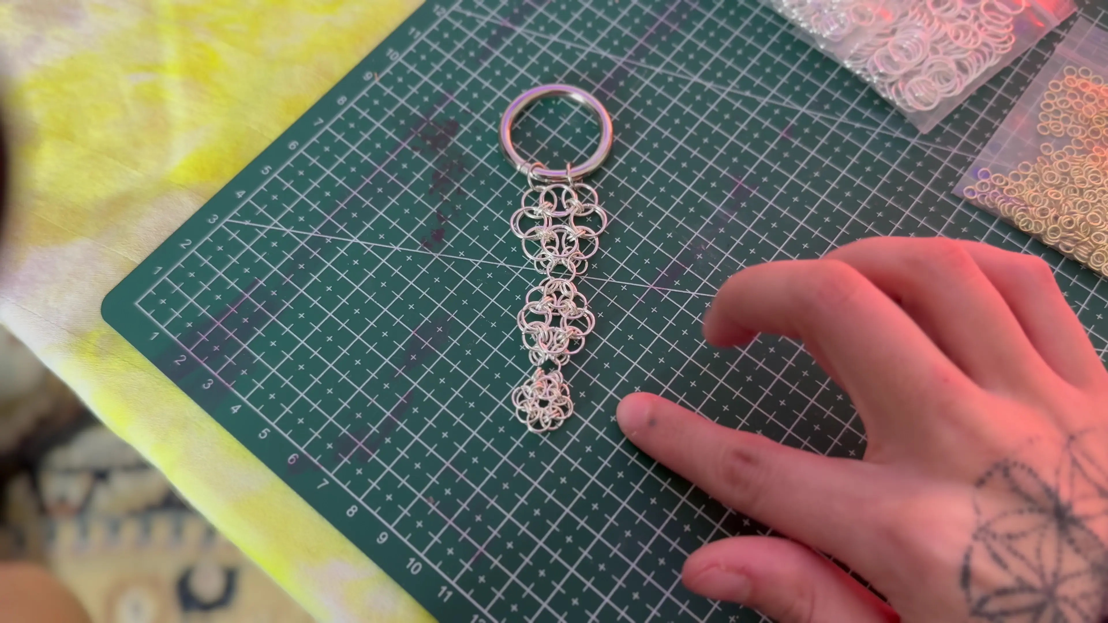 Exclusive Leak: RinaKitty - RinaKitty Chainmail Flower Tutorial - Stream in FullHD | Hotleakxxx.com