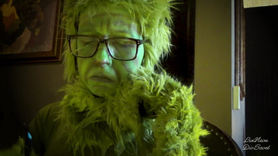 GirlbotDiv - Grinch Sex on Christmas feat. LuxNeon