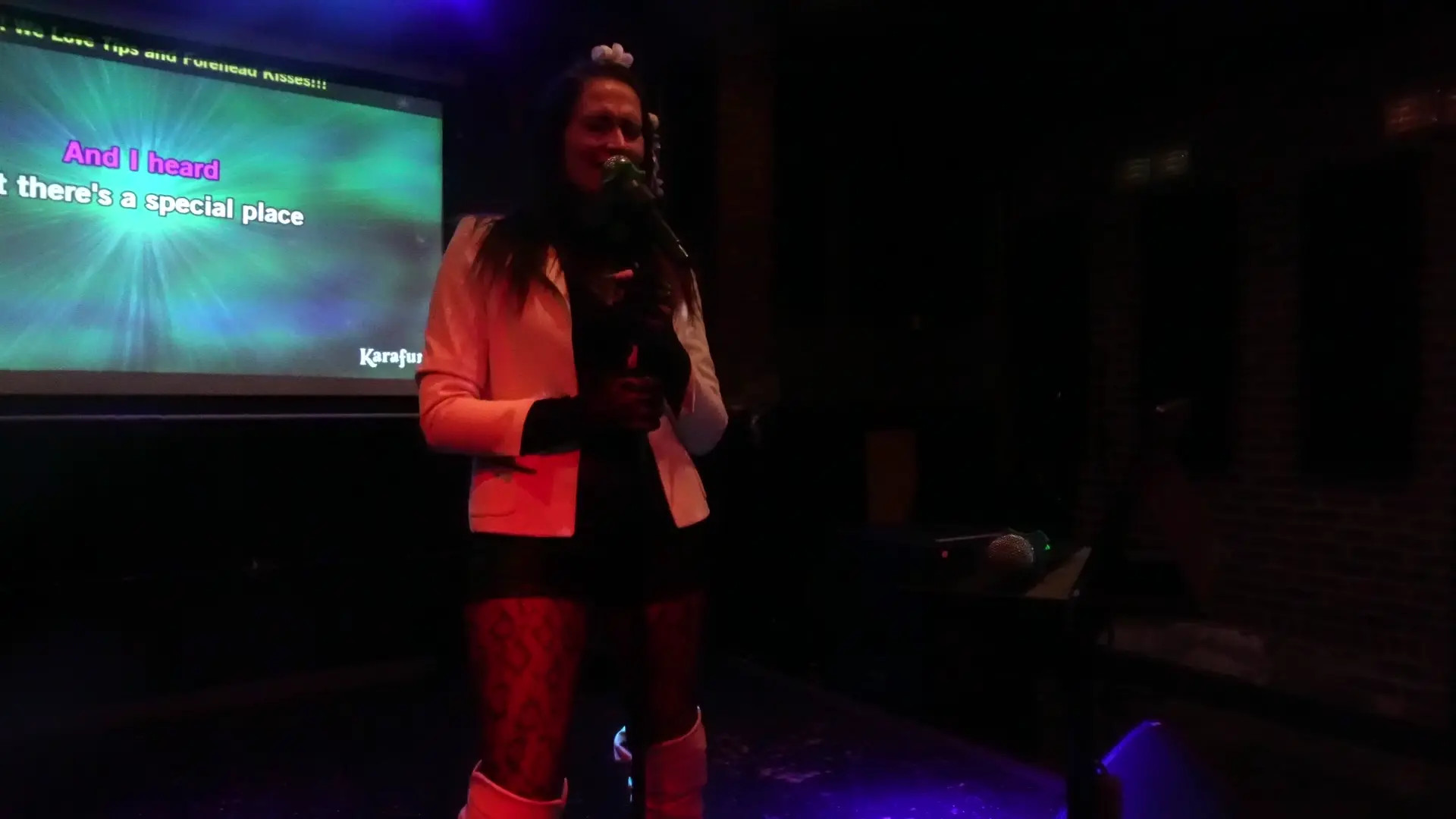 Exclusive Leak: Rhi Connor - Rhi Sings "Pink P@ny Club&quot - Stream in FullHD | Hotleakxxx.com