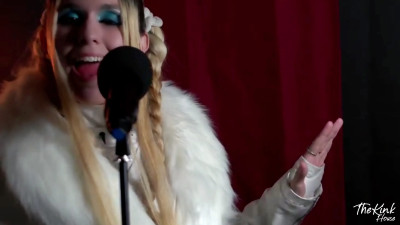 TheKinkHouse - Winter Wonderland Cover
