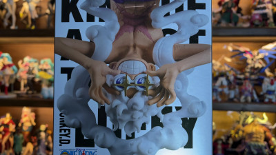 gundamchick - Unboxing King of Artist Luffy Gear 5 Display