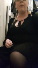 Emilygracexx - eating while on break in work