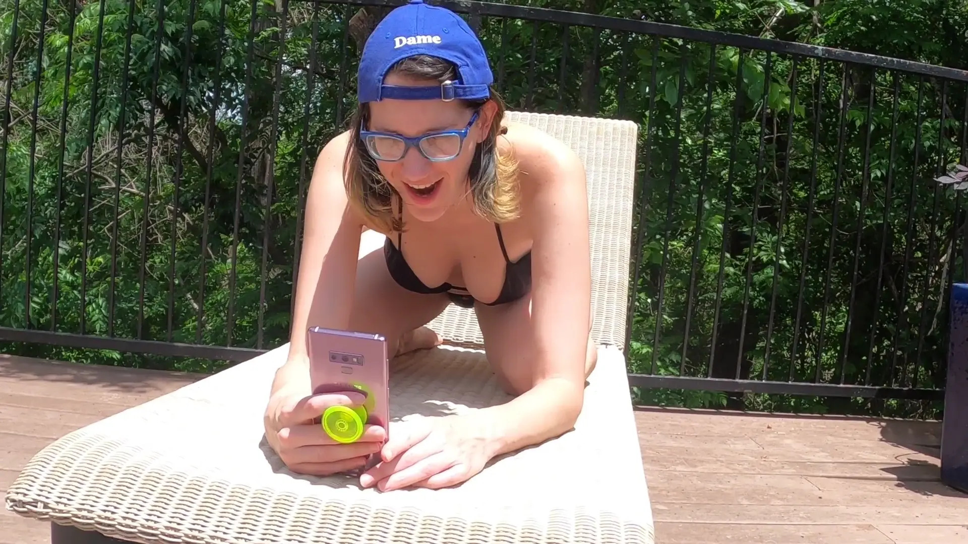 Exclusive Leak: MassageHer - BTS at my Pool - Stream in FullHD | Hotleakxxx.com