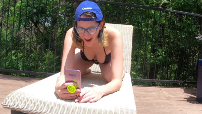 MassageHer - BTS at my Pool