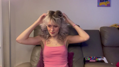 indigo_foxxx - singing a silly song I made up