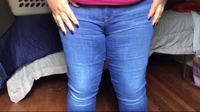 MissAlinaPaige - I Peed My Pants