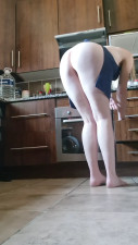 Allyson Grey - FREE- NAKED CHEF