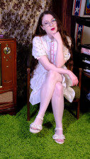 MadameBeatrix - Nina Shoes Try On Haul in CDR Pantyhose & Vintage Dress