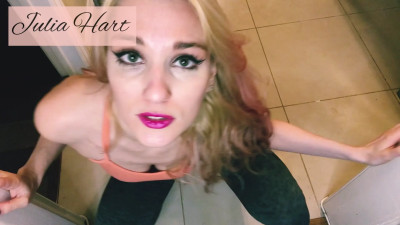 Julia Robbie - Begging for Your