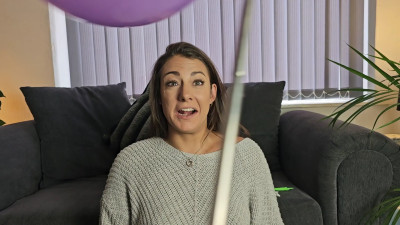 SuzySmith - Loonie Girl: Blowing, flicking, popping fun with Suzy