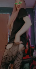 Lolly_Holly - FREE Sexy Dance And Teasing