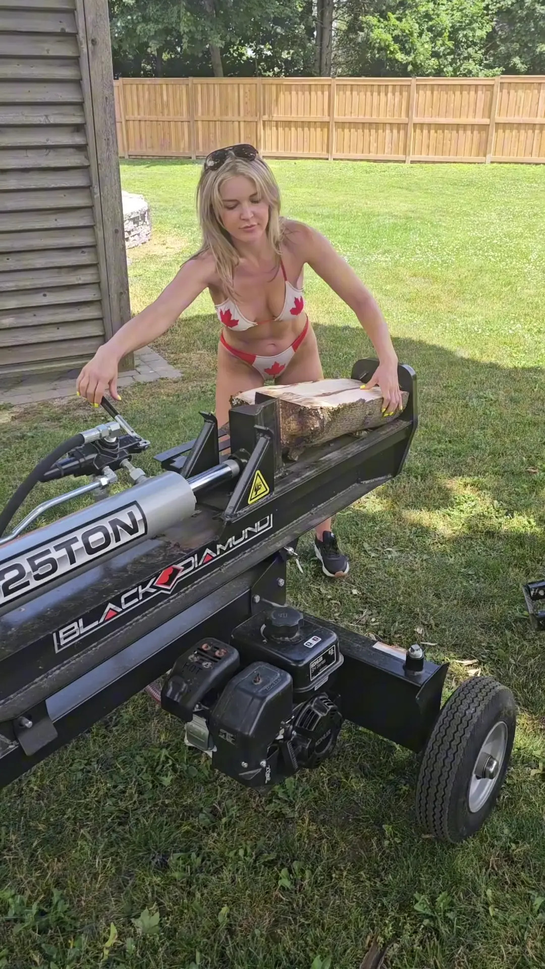 Exclusive Leak: EilaAdams - I Love Wood - Stream in FullHD | Hotleakxxx.com