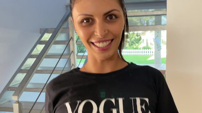 NicoleBelle - Helping your aunt exercise