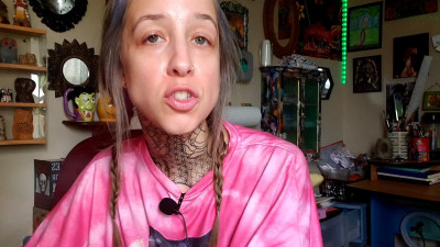 Mable_may - What's In My Bag No One Ever Asked For ASMR #2