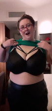 BustyCaledonia - Teasing my massive boobs in crop top
