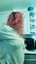 o0Pepper0o - MAKING A SALAD FOR MY BEARDIE