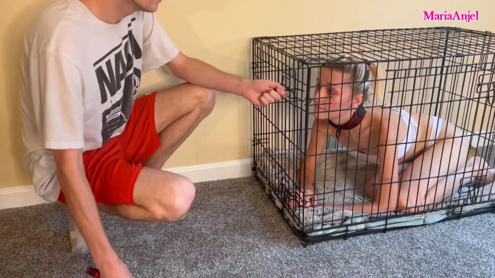 Exclusive Leak: MariaAnjel - Trying Pet Play for the first time - Stream in FullHD | Hotleakxxx.com
