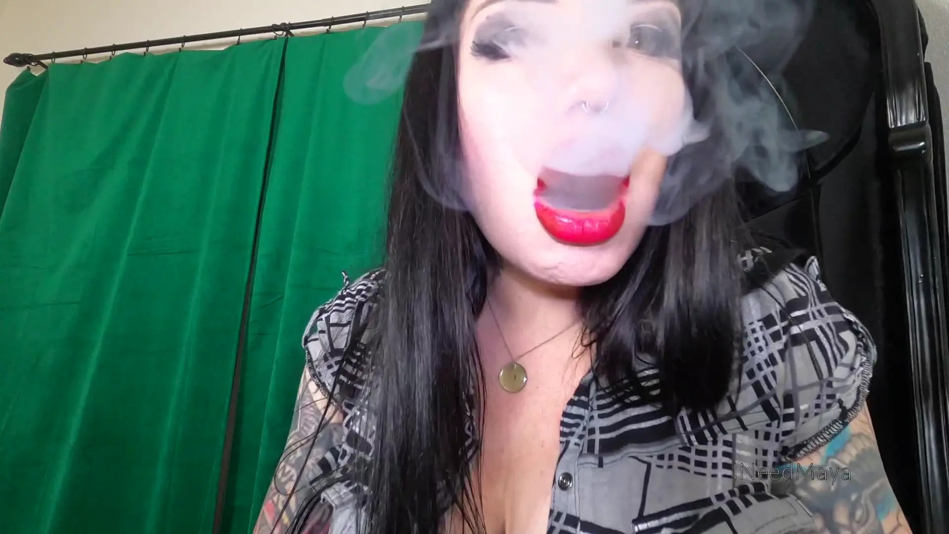 Exclusive Leak: Sinstress - FREE! Smoking Encouragement Trailer - Stream in FullHD | Hotleakxxx.com