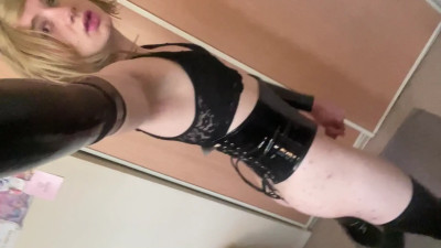 Kendalsus - Huge cum shot stroking my girl dick in latex