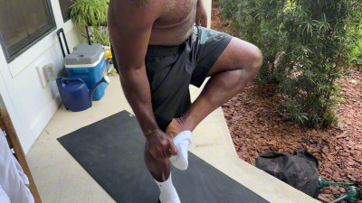 Javarius - Morning Power: Pushups, Planks & Subtle Tease