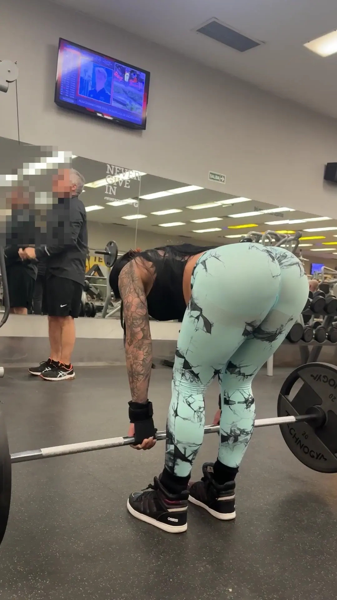 Exclusive Leak: DellaSmith - Training LEGS - Stream in FullHD | Hotleakxxx.com