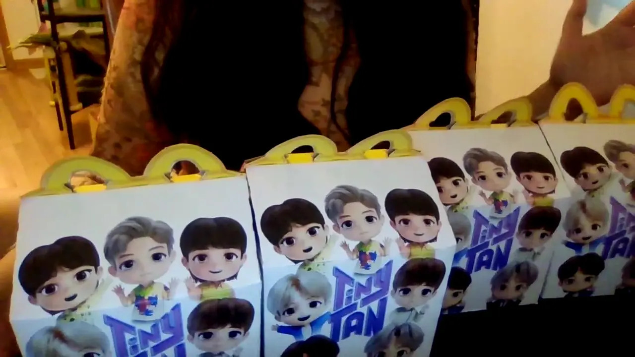 Exclusive Leak: saralovedoll - BTS HAPPY MEAL! #bts #unboxing #McDonald's new BTS TinyTAN - Stream in FullHD | Hotleakxxx.com