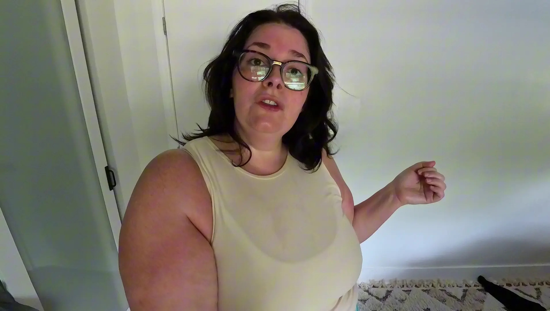 Exclusive Leak: Lunaxthicky - Day 4: Vacation Squat Challenge Plus Size Curvy Workout - Stream in FullHD | Hotleakxxx.com