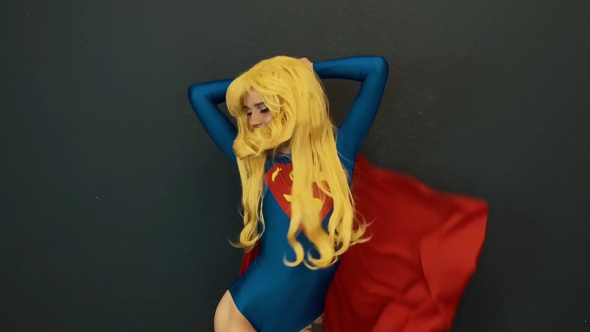 Exclusive Leak: Lil cosplay slut - Classic Supergirl - Beautiful Dance - Stream in FullHD | Hotleakxxx.com