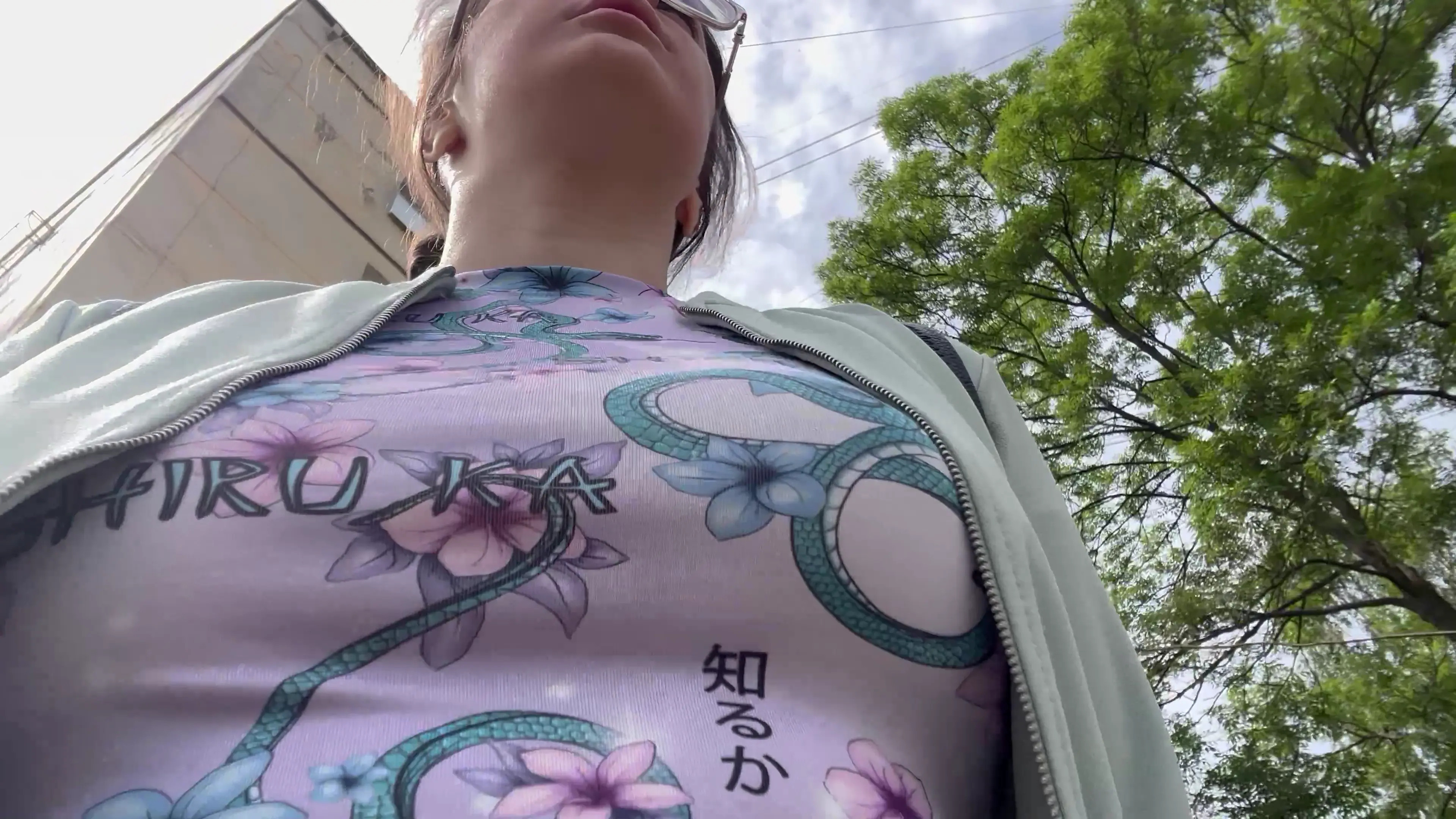 Exclusive Leak: Roni_Tailed - bouncing boobs without a bra outdoor - Stream in FullHD | Hotleakxxx.com