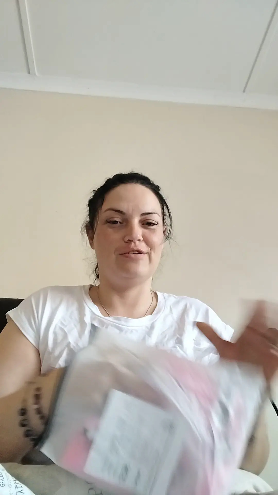 Exclusive Leak: Luna Jan - Unboxing prt 1 - Stream in FullHD | Hotleakxxx.com