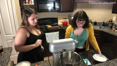 Daisy Jacobs - Baking with NerdySadie TikTok Live