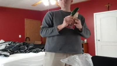 stouttheirish - Eating Pizza, Jalapenos, and Pepper Jack Cheese