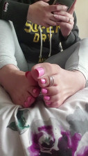 vegan_footqueen - FREE pink pedi ignore