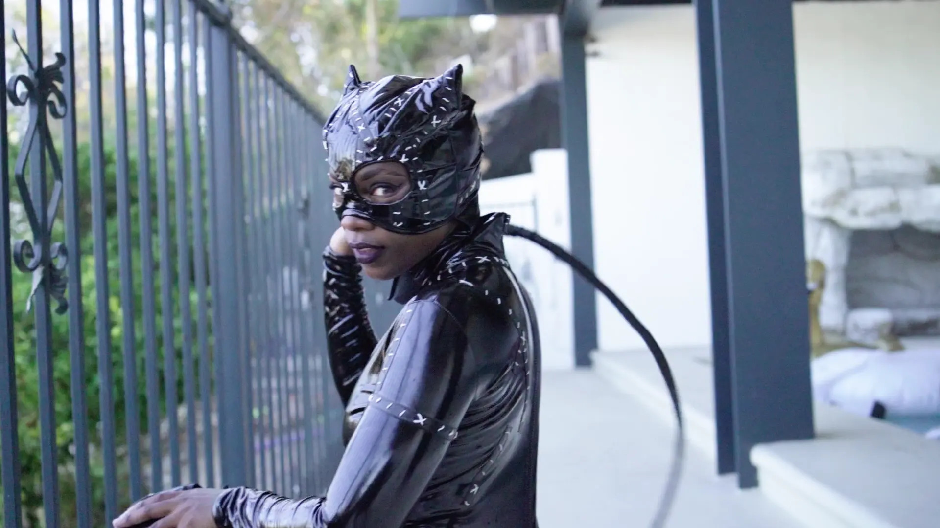 Exclusive Leak: ZoeyFoxx - Cat Woman & Poison Ivy Get Wet - Stream in FullHD | Hotleakxxx.com