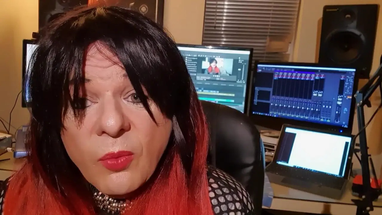 Exclusive Leak: Pink Plastic Sissy - Deepthroat training - How I did it - Stream in FullHD | Hotleakxxx.com