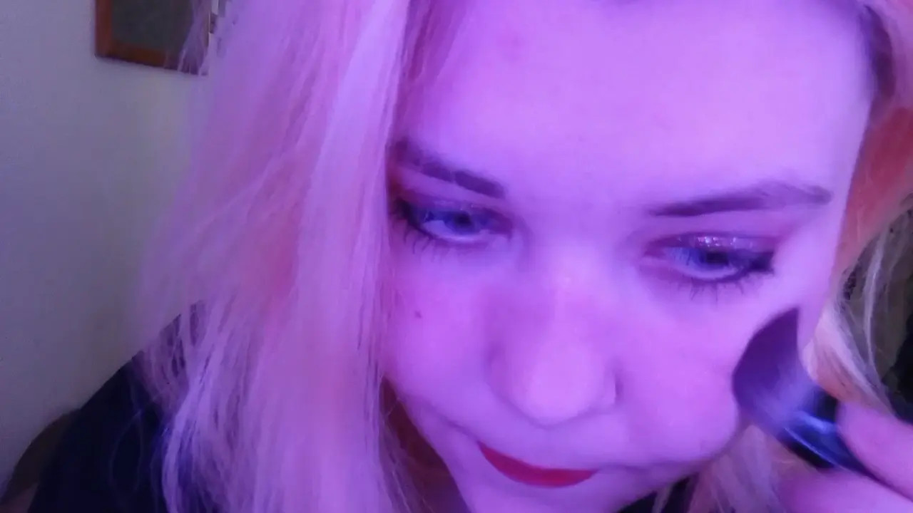 Exclusive Leak: who_wanna_lana - NEON MAKE UP - Stream in FullHD | Hotleakxxx.com