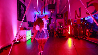 Spinninshaex - Alice in Wonderland