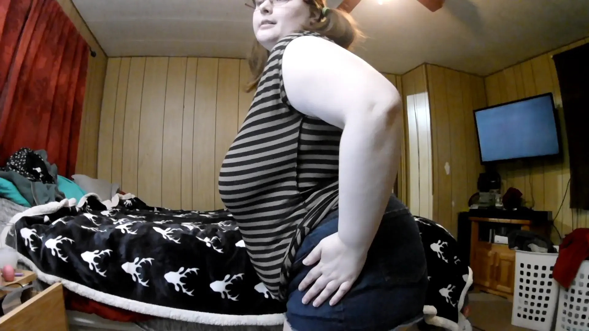 Exclusive Leak: EleenaCurves - JOI Ass Worship - Stream in FullHD | Hotleakxxx.com