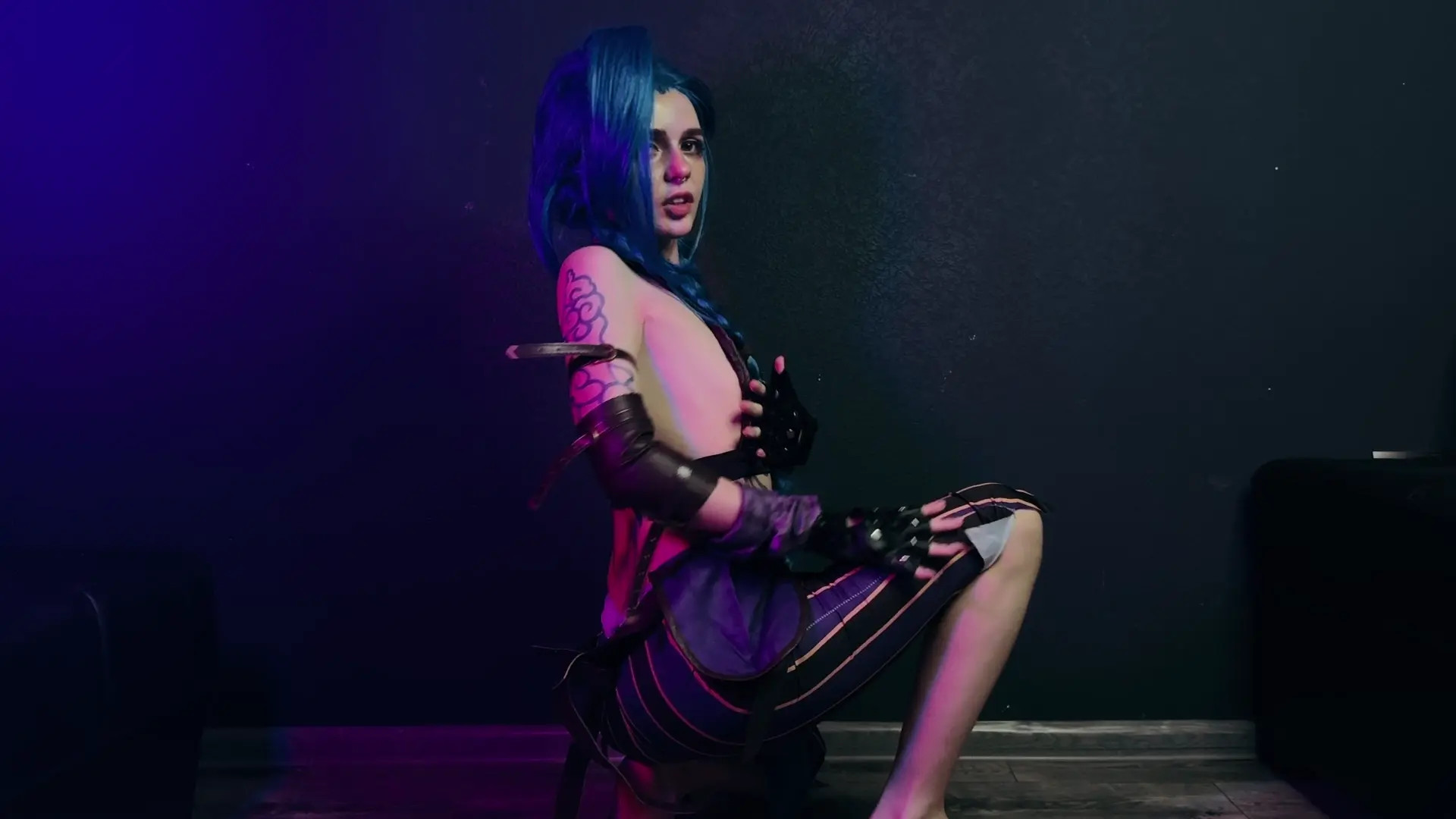 Exclusive Leak: Lil cosplay slut - Jinx Cosplay - Arcane - Hot Erotic Dance - Stream in FullHD | Hotleakxxx.com