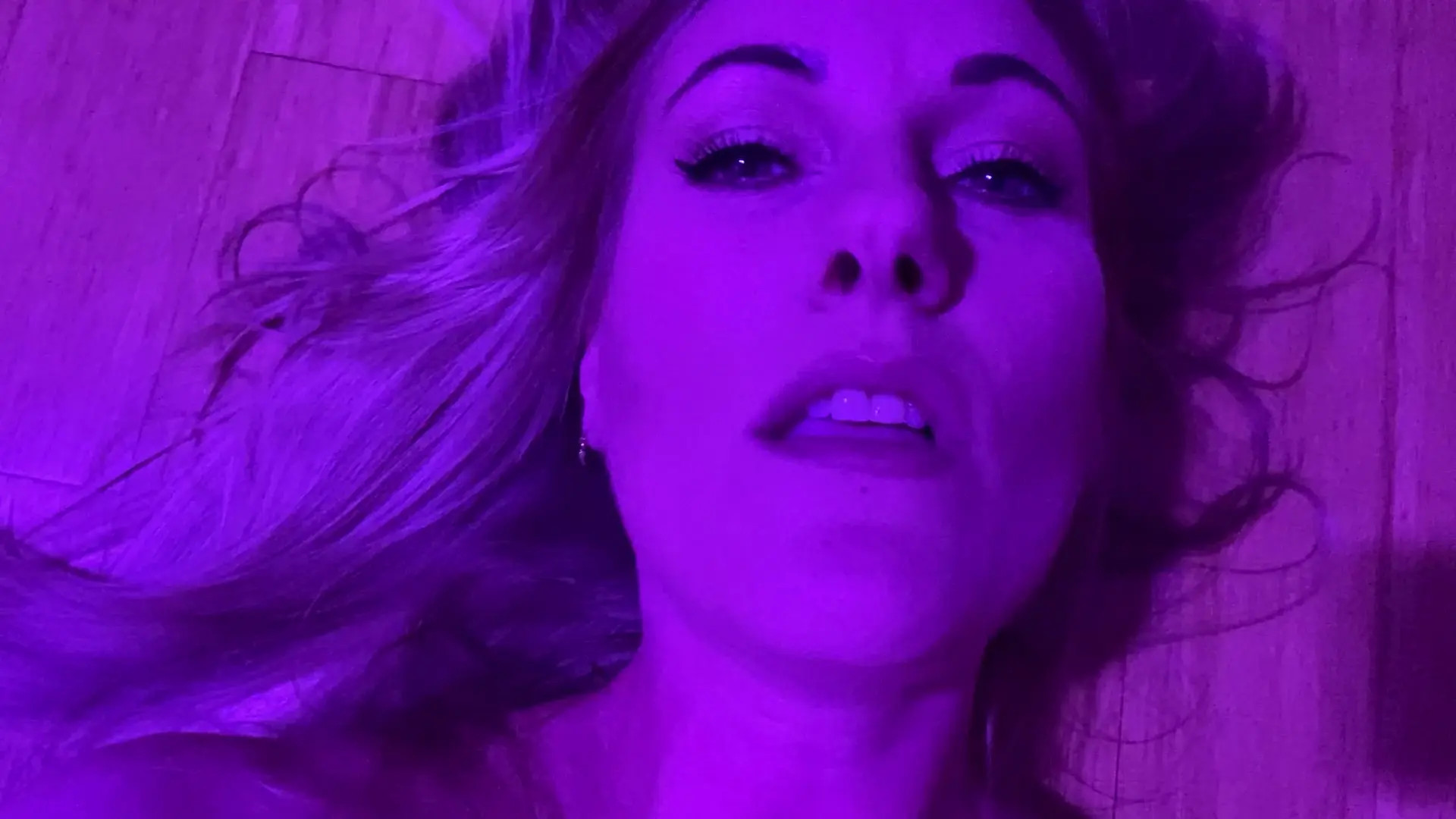 Exclusive Leak: Sarah Passions - Stare Into My Eyes While I Cum For You - Stream in FullHD | Hotleakxxx.com