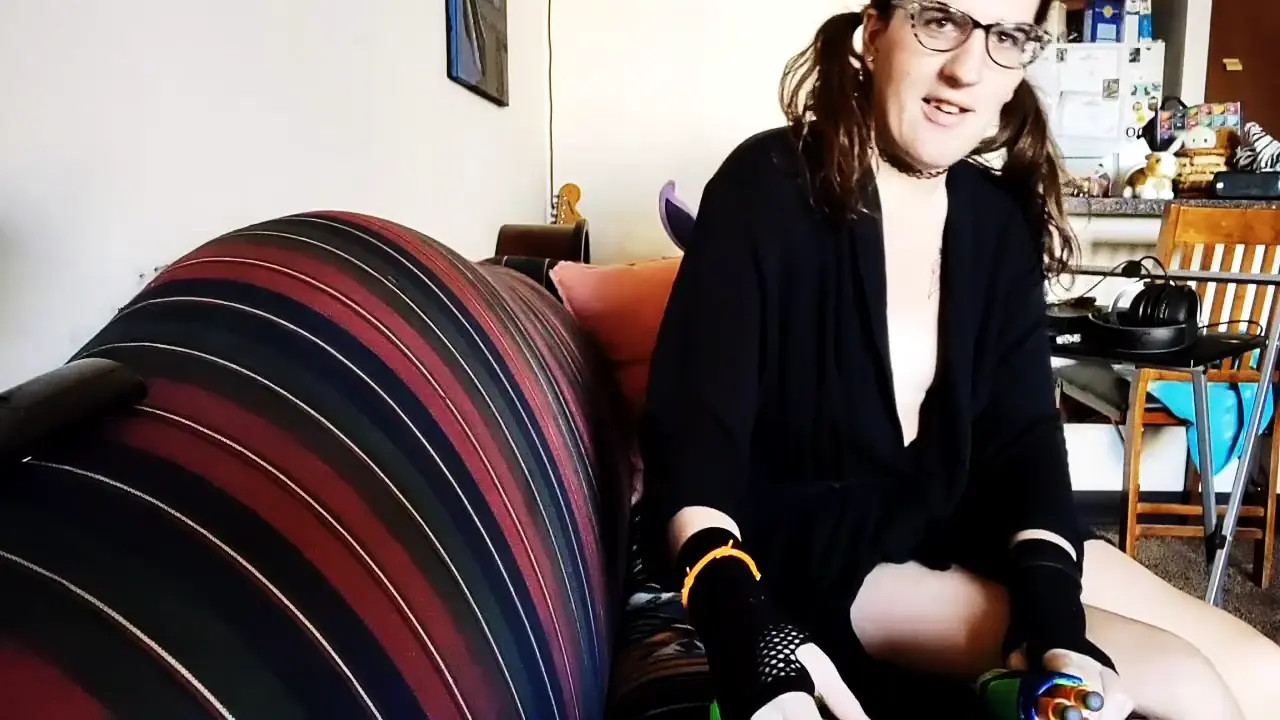 Exclusive Leak: KrissyBunny - SFW Silly Bunny Playing With Toys - Stream in FullHD | Hotleakxxx.com