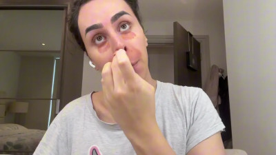 Transquility69 - Watch Mommy Do Her Makeup For Work