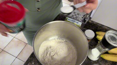 Misshjinked - Bake banana bread with me