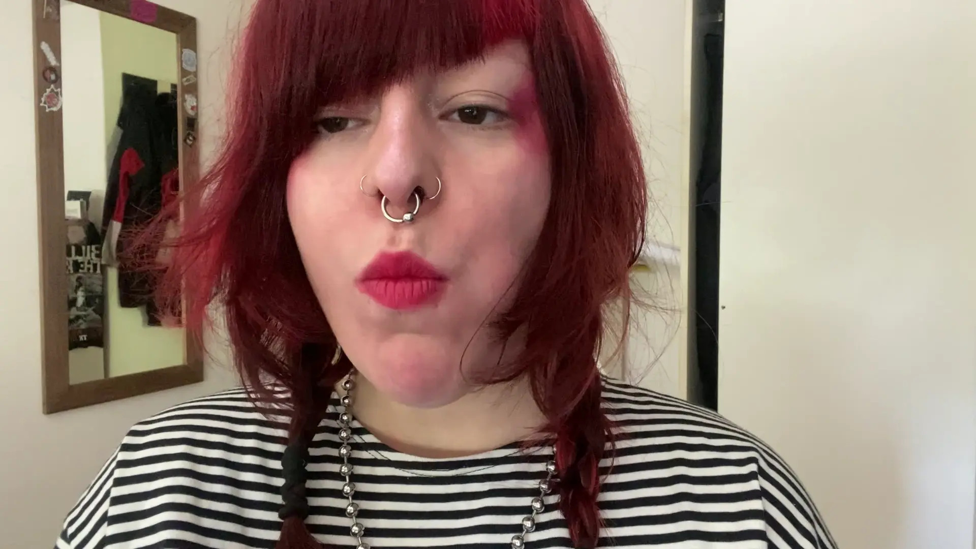 Exclusive Leak: daliakiller - Eating a banana - Stream in FullHD | Hotleakxxx.com