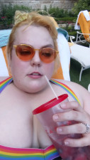 KoopaKym - 5 Star Hotel Poolside
