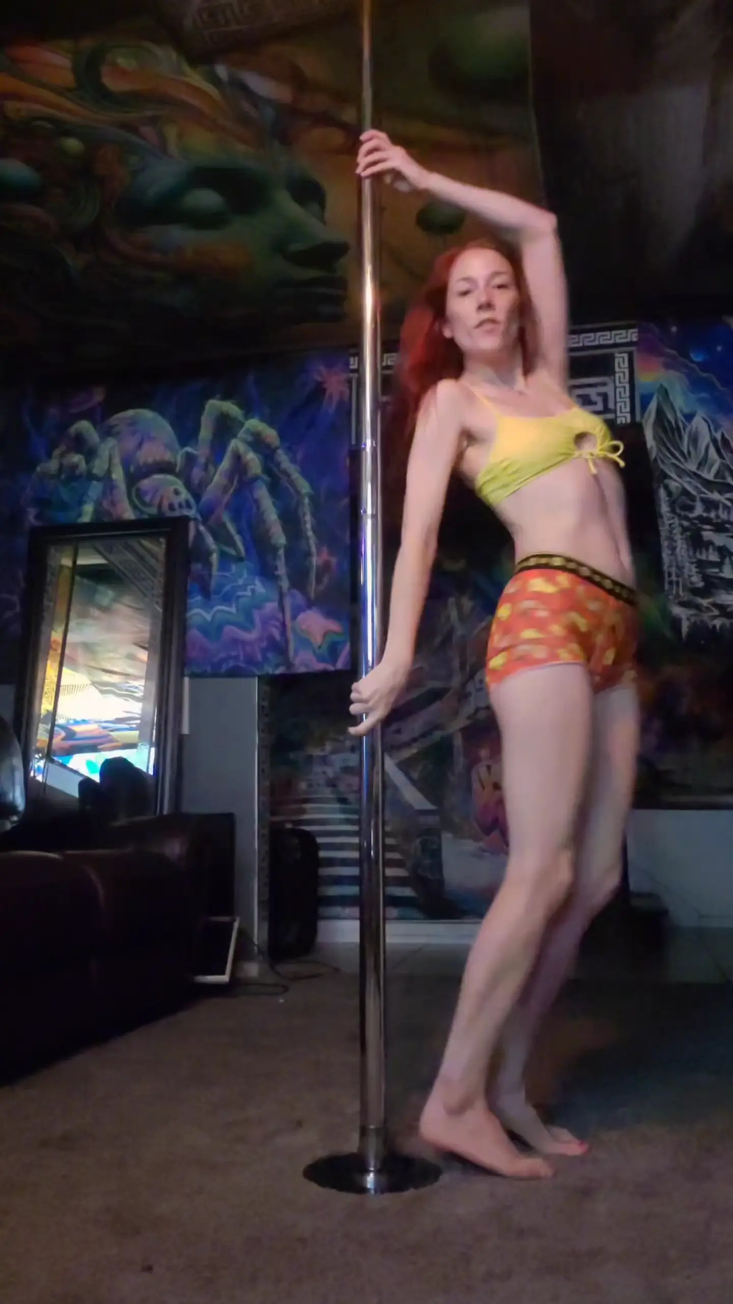 Exclusive Leak: Nek0wave - My First Pole Dance Clip - Stream in FullHD | Hotleakxxx.com