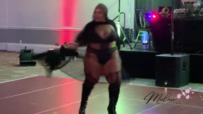 mulanblossomxxx - Silk & Sin: Voluptuous Burlesque Tease for Your Devotion