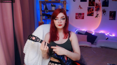 Jenny_Campbell - PLAYING MY UKE