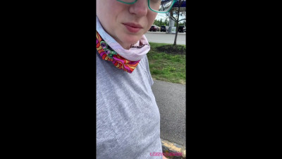 LizzyLivewire - Holding On The Road- Part 1