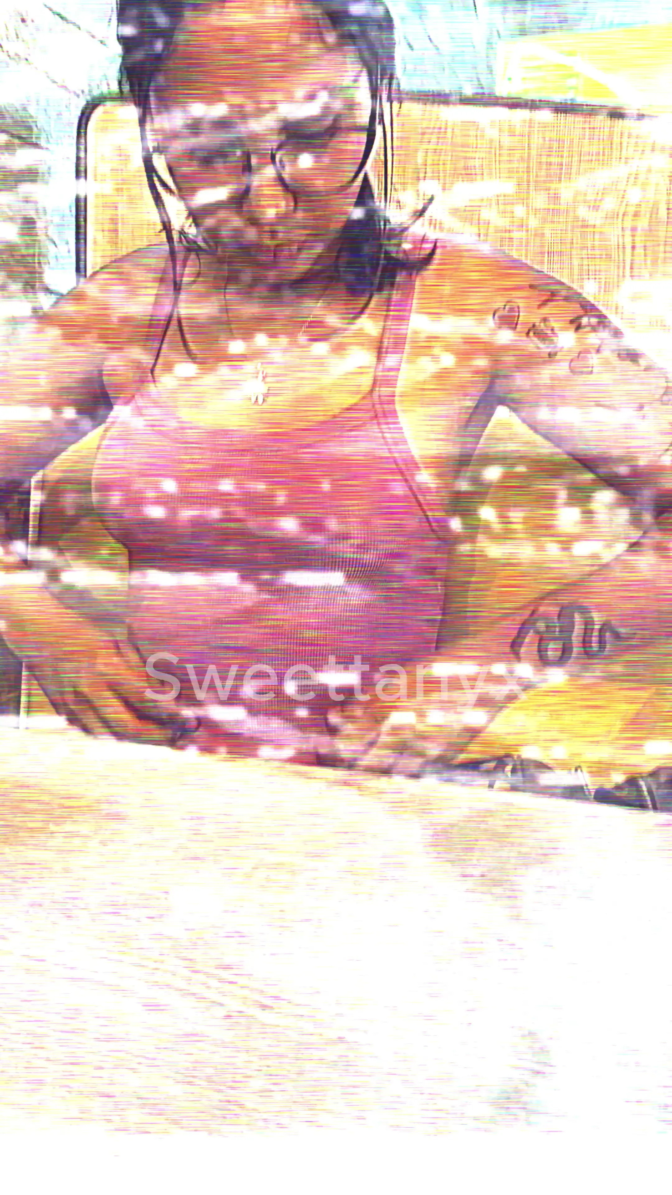 Exclusive Leak: Sweettanyx - Join me to find my perfect burger 1/10 - Stream in FullHD | Hotleakxxx.com